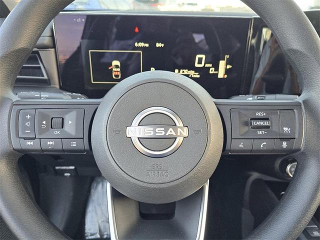 Photo of 2025 Deep Blue Pearl Nissan Kicks