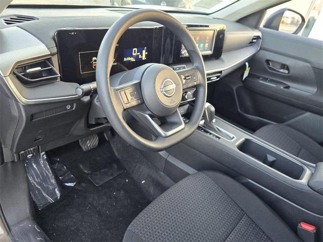 Photo of 2025 Deep Blue Pearl Nissan Kicks