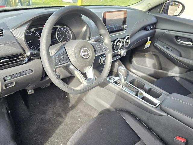 Photo of 2025 Gun Metallic Nissan Sentra