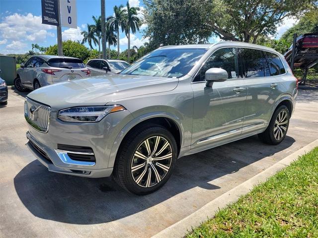 Photo of 2025 Metallic Volvo XC90