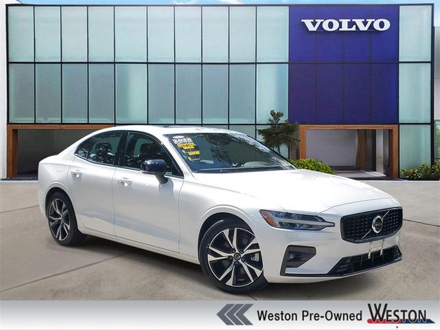 Photo of 2025 Crystal White Pearl Volvo S60