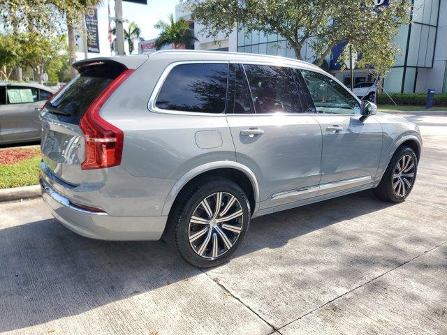 Photo of 2025 Metallic Volvo XC90
