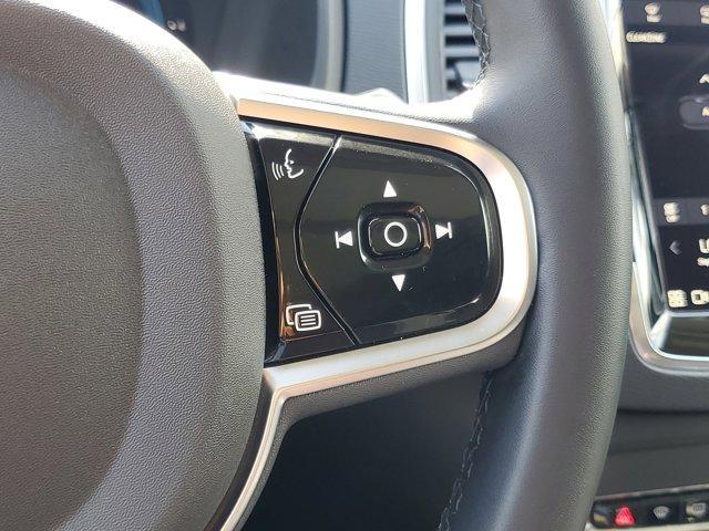 Photo of 2025 Metallic Volvo XC90