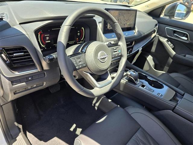 Photo of 2025 Pearl Nissan Rogue