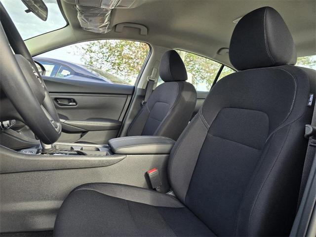 Photo of 2025 Gun Metallic Nissan Sentra