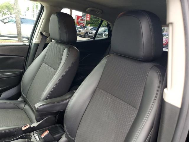 Photo of 2022 Ebony Twilight Metallic Buick Encore