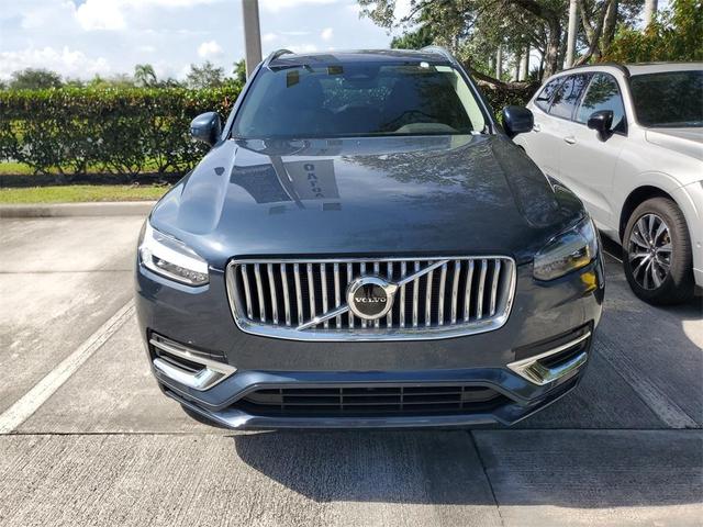 Photo of 2025 Denim Blue Metallic Volvo XC90