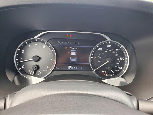 Photo of 2026 Glacier White Nissan Frontier