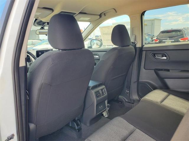 Photo of 2026 Everest White P Nissan Rogue