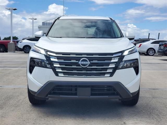 Photo of 2026 Everest White P Nissan Rogue