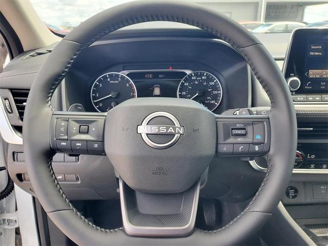Photo of 2026 Everest White P Nissan Rogue