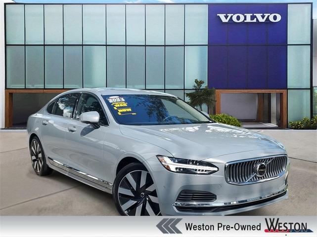 2024 Volvo S90 Recharge Plug-in Hybrid