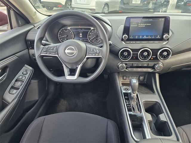 Photo of 2025 Cloud White Nissan Sentra