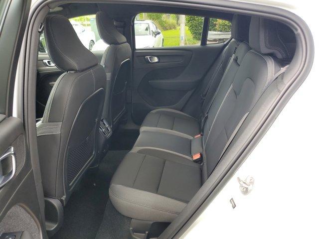 Photo of 2023 Crystal White Metallic Volvo C40 Recharge Pure Electric