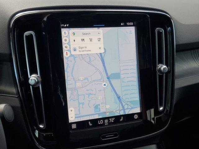 Photo of 2023 Crystal White Metallic Volvo C40 Recharge Pure Electric