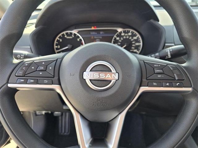 Photo of 2025 Pearl White Tri-Coat Nissan Altima