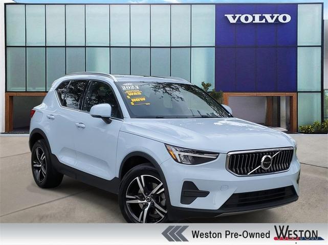 2024 Volvo XC40