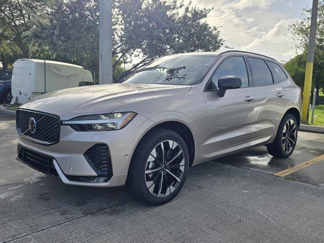 Photo of 2026 Bright Volvo XC60