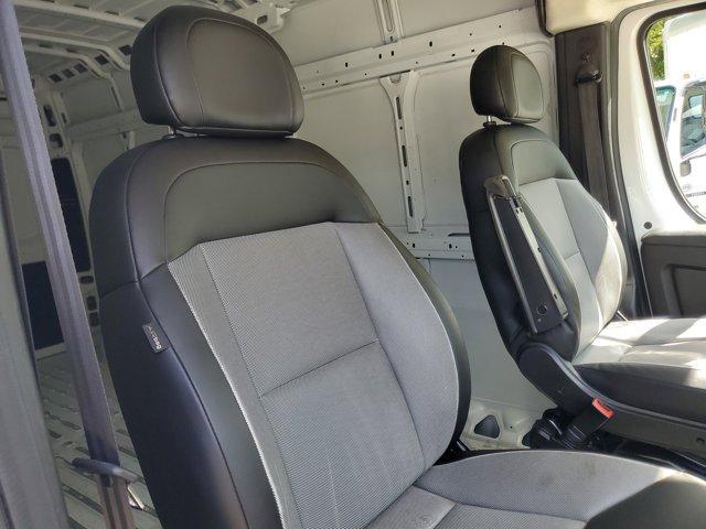 Photo of 2023 Bright White Clearcoat RAM ProMaster 2500