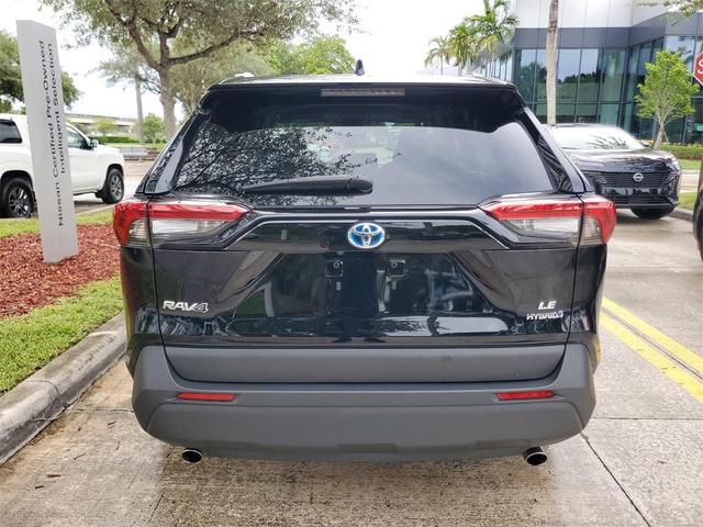 Photo of 2024 Black Toyota RAV4 Hybrid