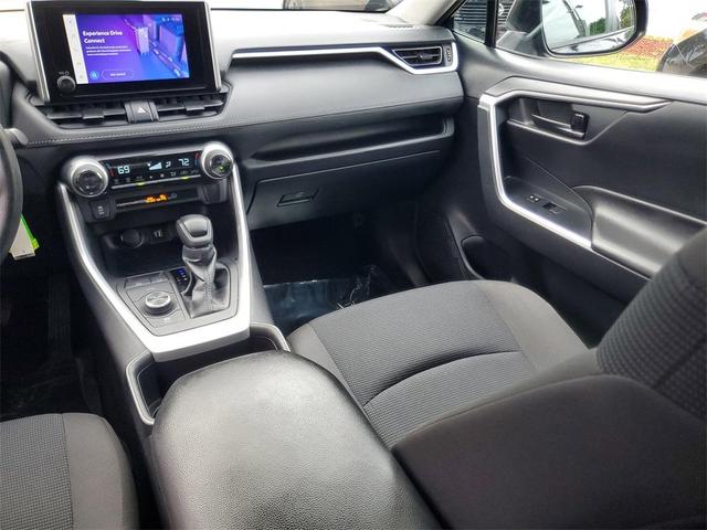 Photo of 2024 Black Toyota RAV4 Hybrid