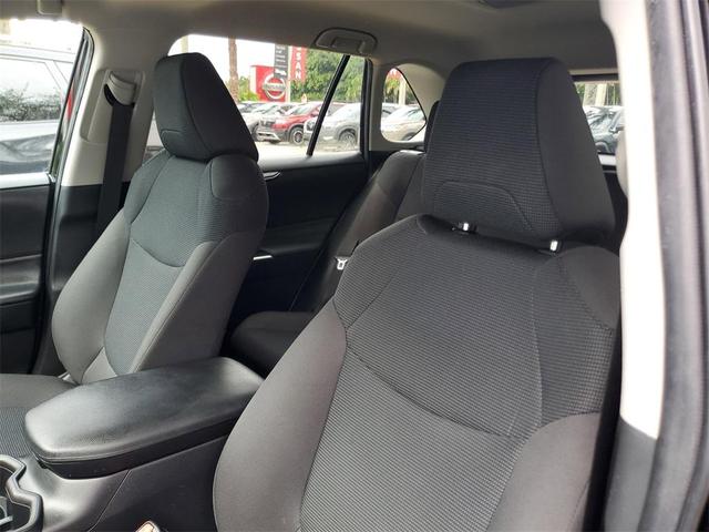 Photo of 2024 Black Toyota RAV4 Hybrid