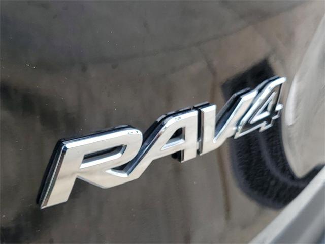 Photo of 2024 Black Toyota RAV4 Hybrid