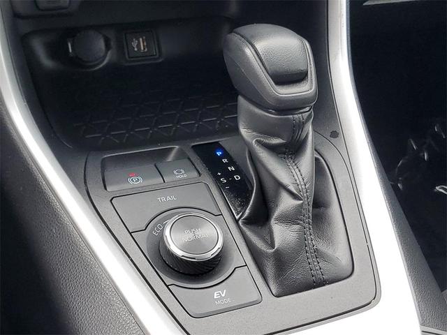 Photo of 2024 Black Toyota RAV4 Hybrid