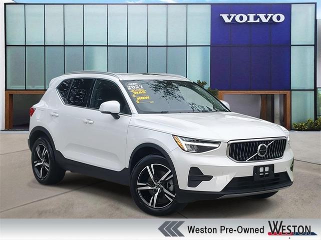 2024 Volvo XC40