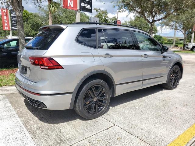 Photo of 2022 Pyrite Silver Metallic Volkswagen Tiguan