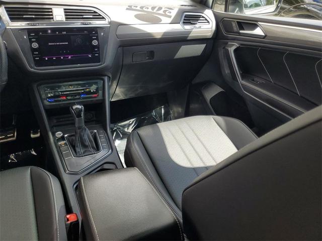 Photo of 2022 Pyrite Silver Metallic Volkswagen Tiguan