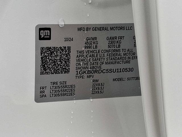 Photo of 2025 Interstellar White GMC HUMMER EV SUV
