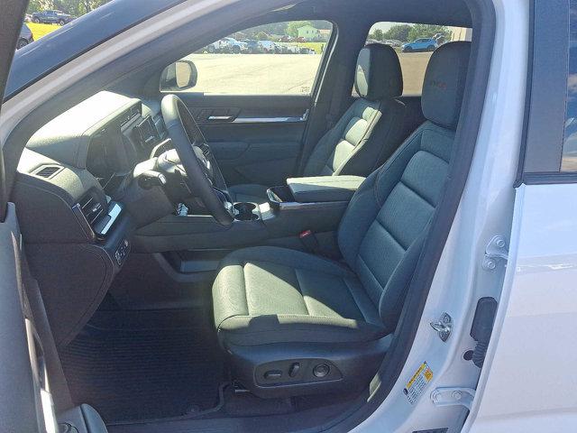 Photo of 2026 Summit White GMC Terrain