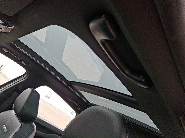 Photo of 2022 Ebony Black Kia K5