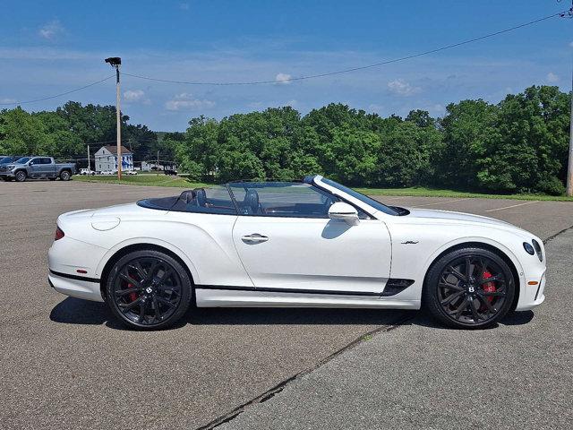 Photo of 2024 Bentley Continental GT
