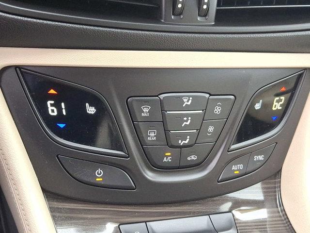 Photo of 2020 Summit White Buick Envision