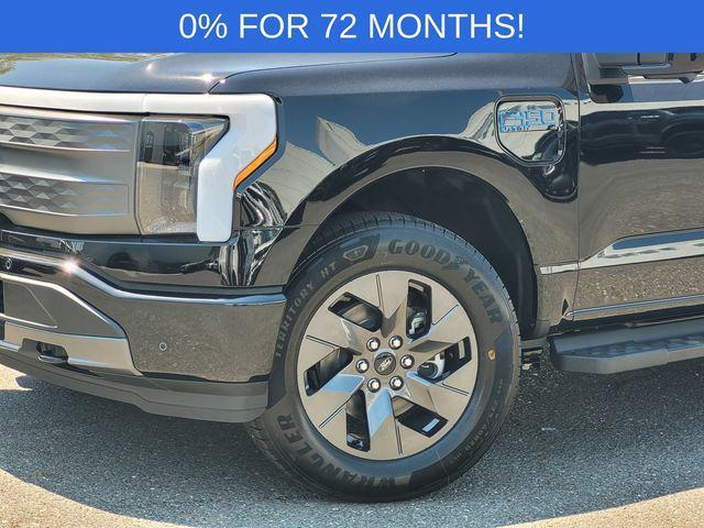 Photo of 2025 Agate Black Metallic Ford F-150 Lightning