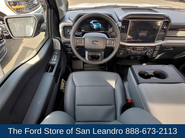 Photo of 2025 Oxford White Ford F-150
