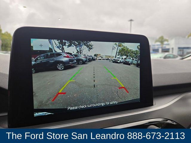 Photo of 2024 Oxford White Ford Escape