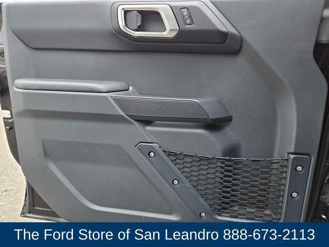 Photo of 2025 Shadow Black Ford Bronco