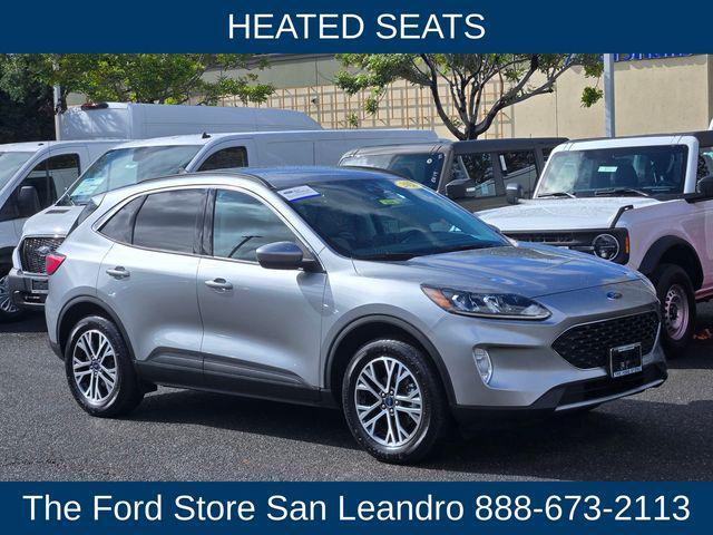 Photo of 2021 Silver Metallic Ford Escape