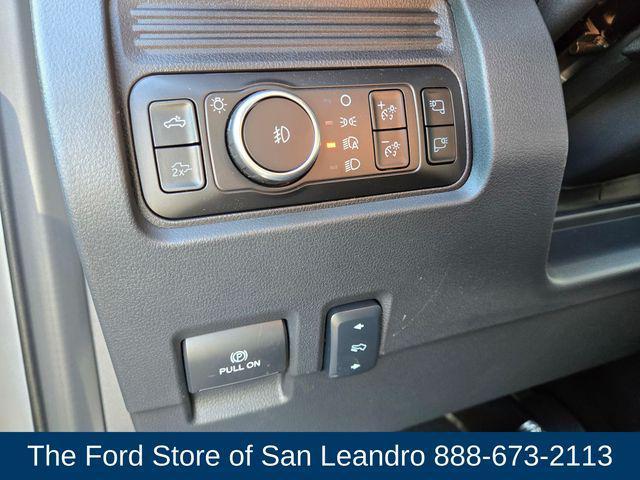 Photo of 2025 White Ford F-350