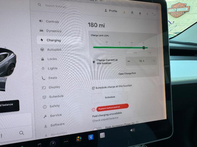 Photo of 2018 Midnight Silver Metallic Tesla Model 3