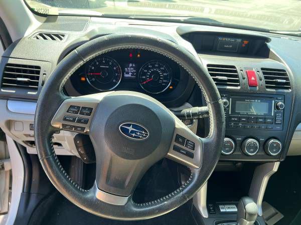Photo of 2015 Satin White Pearl Subaru Forester