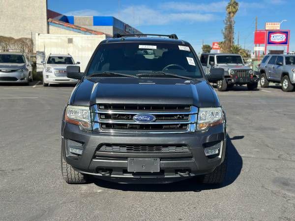 Photo of 2017 Grey Ford Expedition