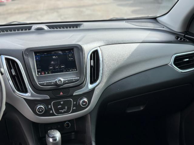 Photo of 2019 Kinetic Blue Metallic Chevrolet Equinox