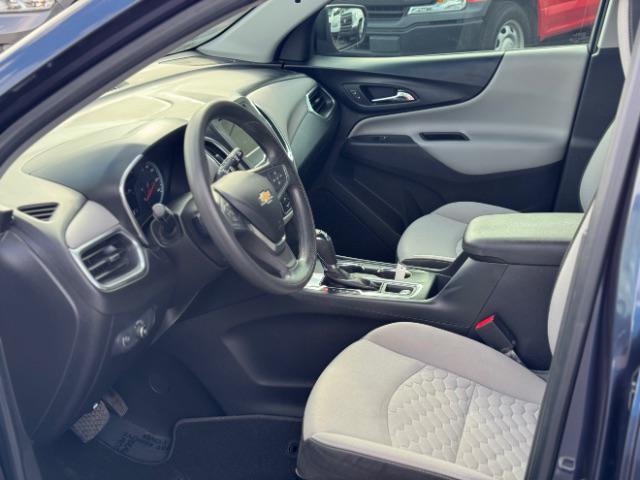 Photo of 2019 Kinetic Blue Metallic Chevrolet Equinox