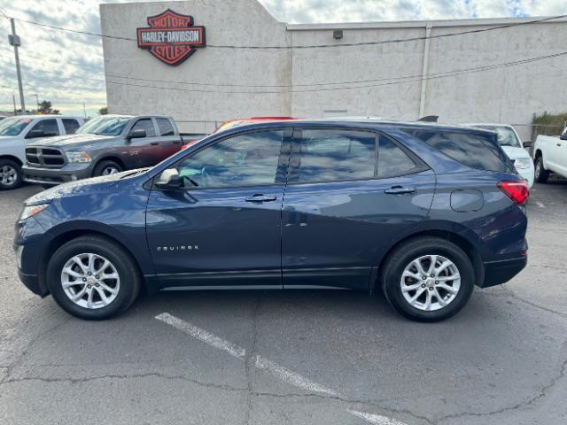 Photo of 2019 Kinetic Blue Metallic Chevrolet Equinox