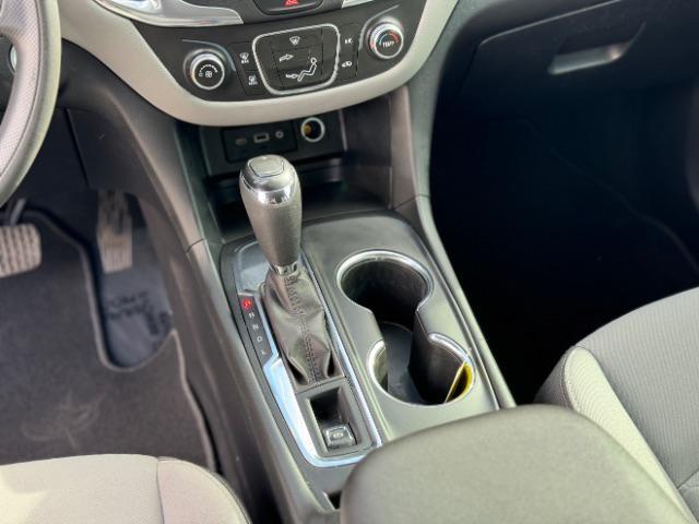 Photo of 2019 Kinetic Blue Metallic Chevrolet Equinox