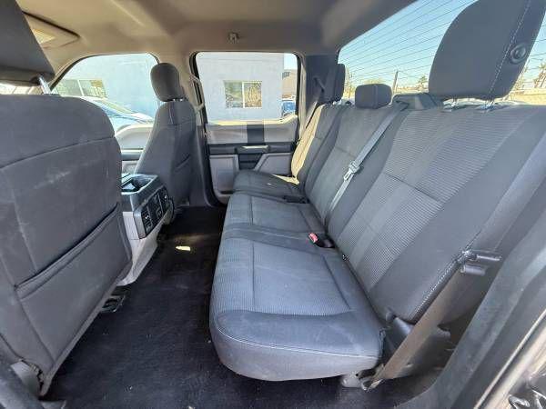 Photo of 2017 Magnetic Metallic Ford F-150
